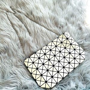 Stylish white crossbody purse